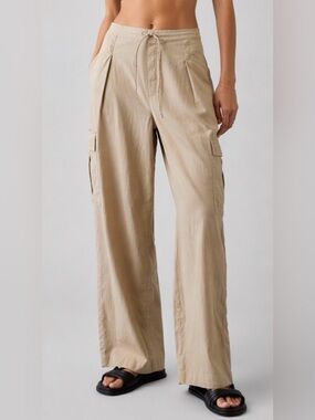 Athleta Paradise Linen Blend Mid Rise Wide Leg Pants in Khaki Tan Size Small